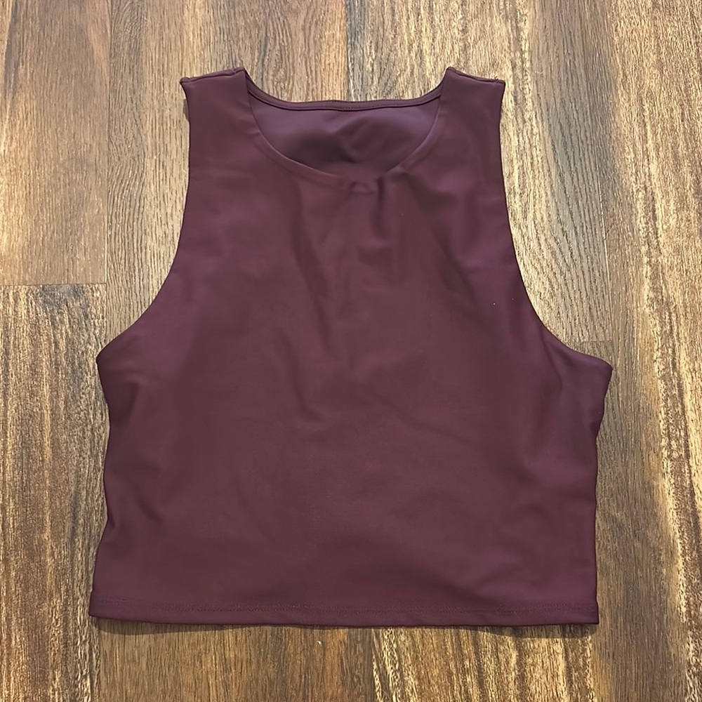 Hylete crop shirt